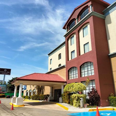 Fiesta Inn Poza Rica Luaran gambar