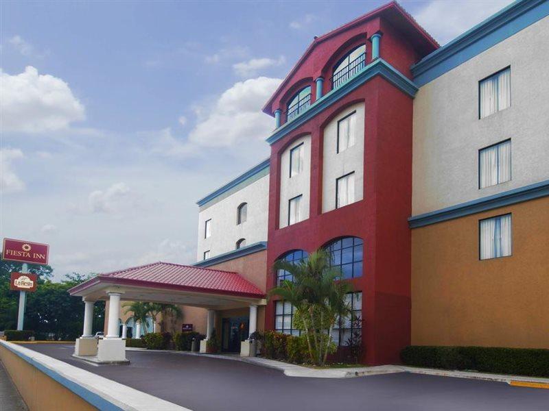 Fiesta Inn Poza Rica Luaran gambar